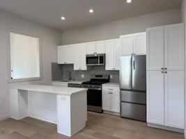 featured image of 169 Fair Oaks Street #09