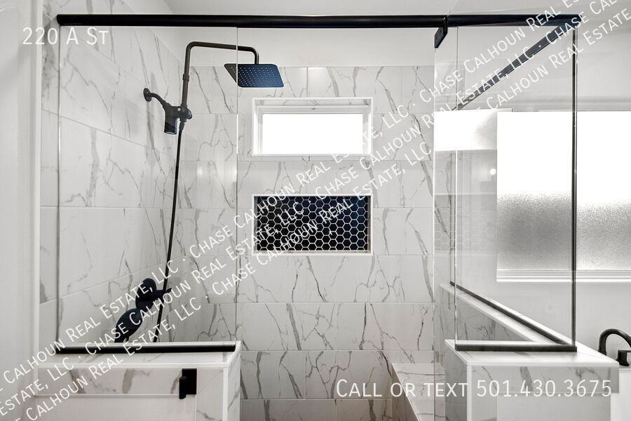 220 A Street - Photo 5 of 35