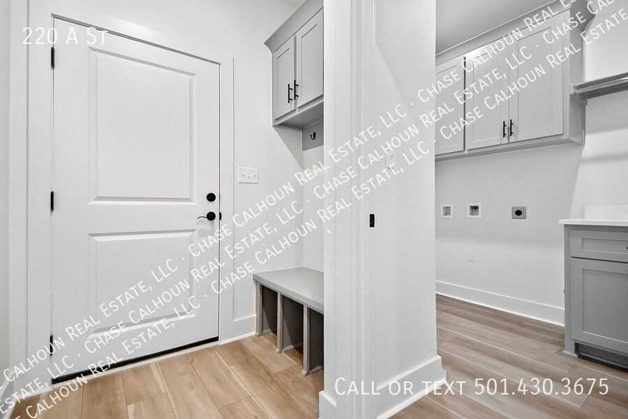 220 A Street - Photo 7 of 35