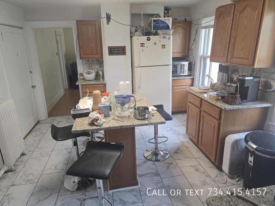 430 South Fourth Avenue - Photo 5 of 24