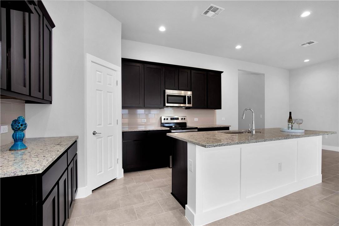 9708 Evening Canopy Dr #9708 - Photo 4 of 29