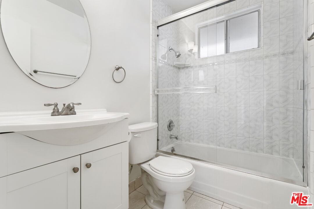 11947 Kiowa Ave #11947-1 - Photo 3 of 12