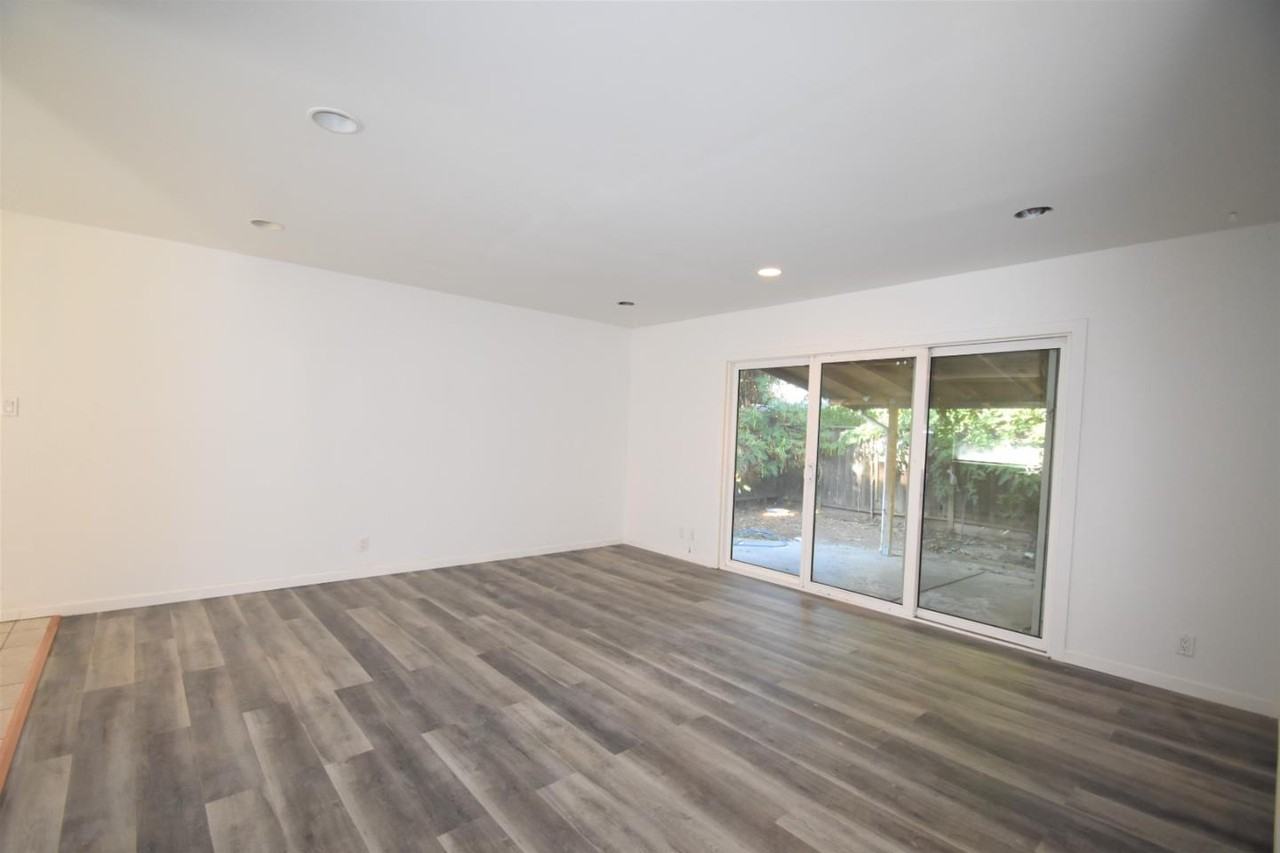 488 South Sunset Avenue #488 - Photo 3 of 10