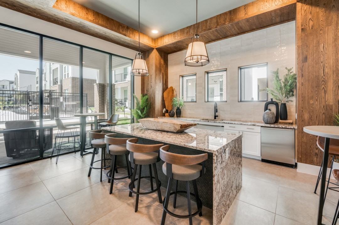 2201 Creekview Drive #2201-1337 - Photo 3 of 33