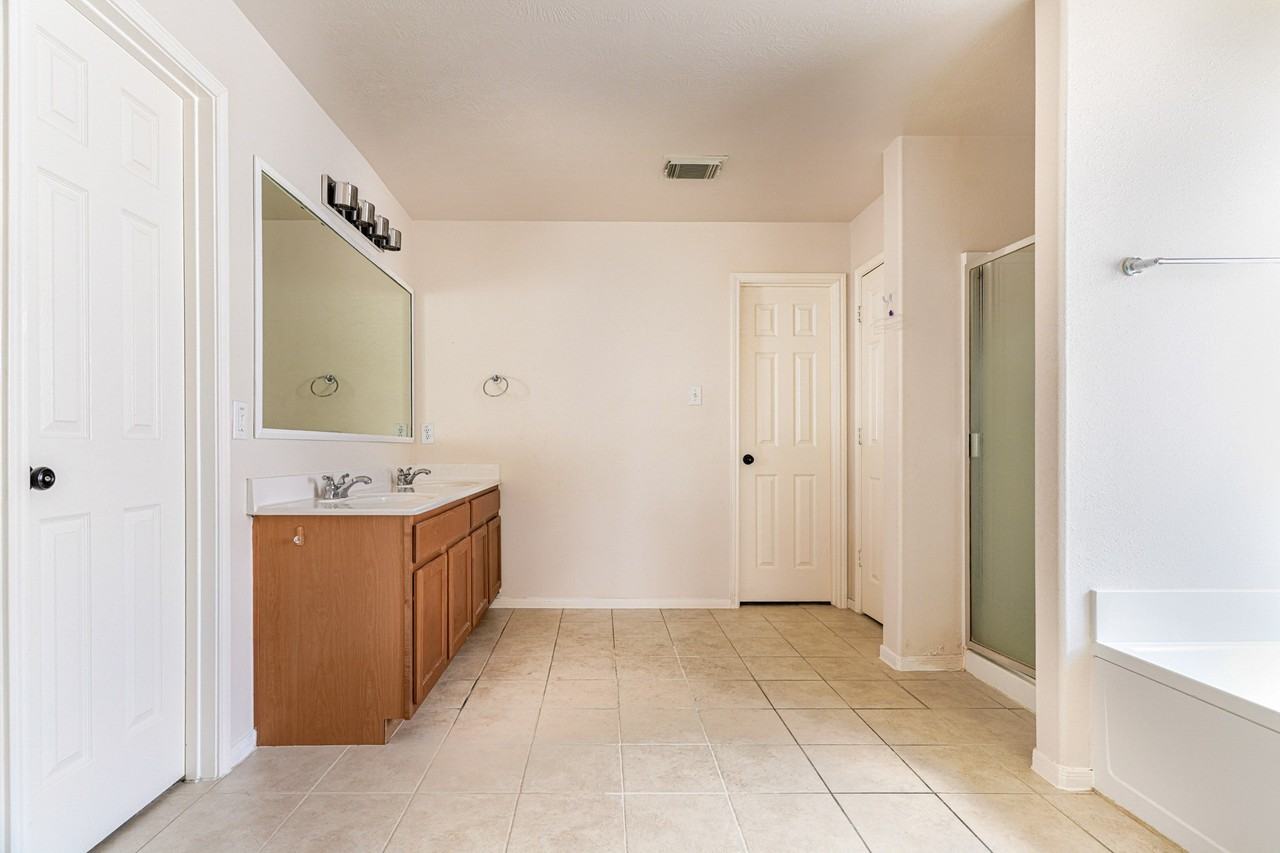 24642 Cornell Park Ln #24642 - Photo 6 of 50