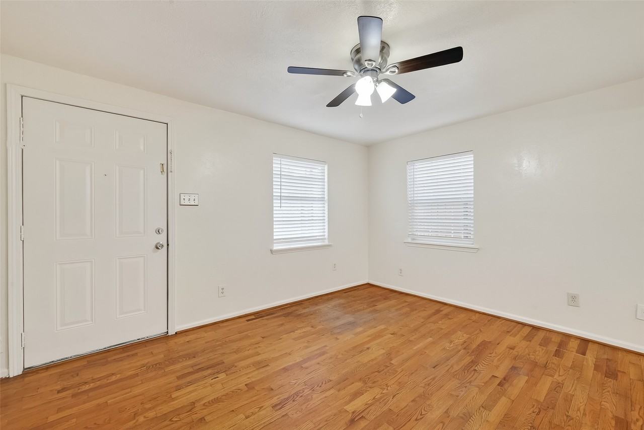 115 Aurora Street #115-1 - Photo 7 of 23