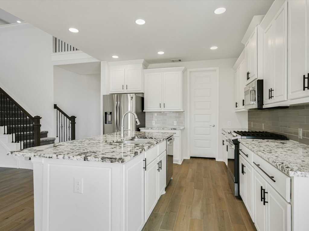 396 Cold River Run #396 - Photo 4 of 20