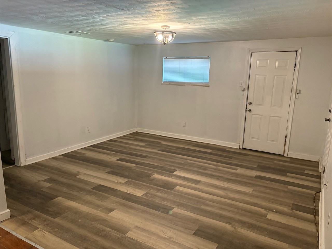 5717 Eunice St #5717 - Photo 3 of 14