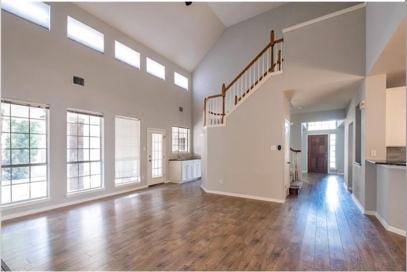 505 Oak Park Drive #505 - Photo 3 of 18