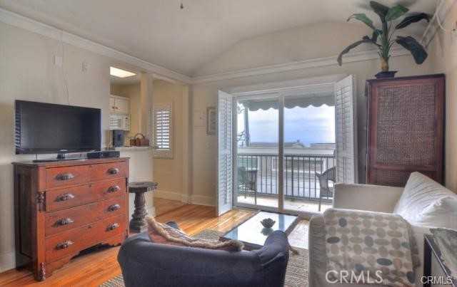 763 S Coast Hwy #763-5 - Photo 6 of 13