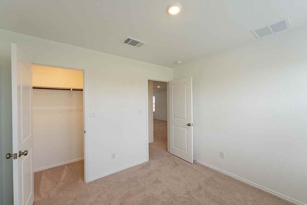 126 Avre Loop #126 - Photo 3 of 19