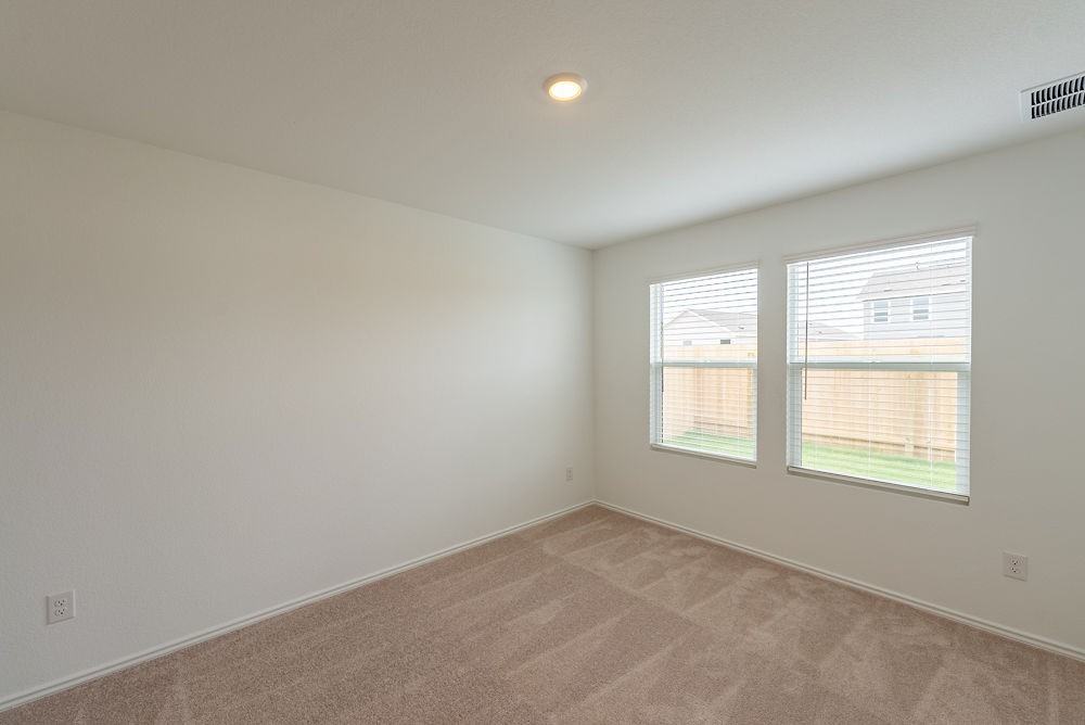 126 Avre Loop #126 - Photo 7 of 19