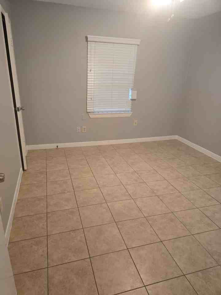 4122 Beran Dr #4122 - Photo 2 of 31