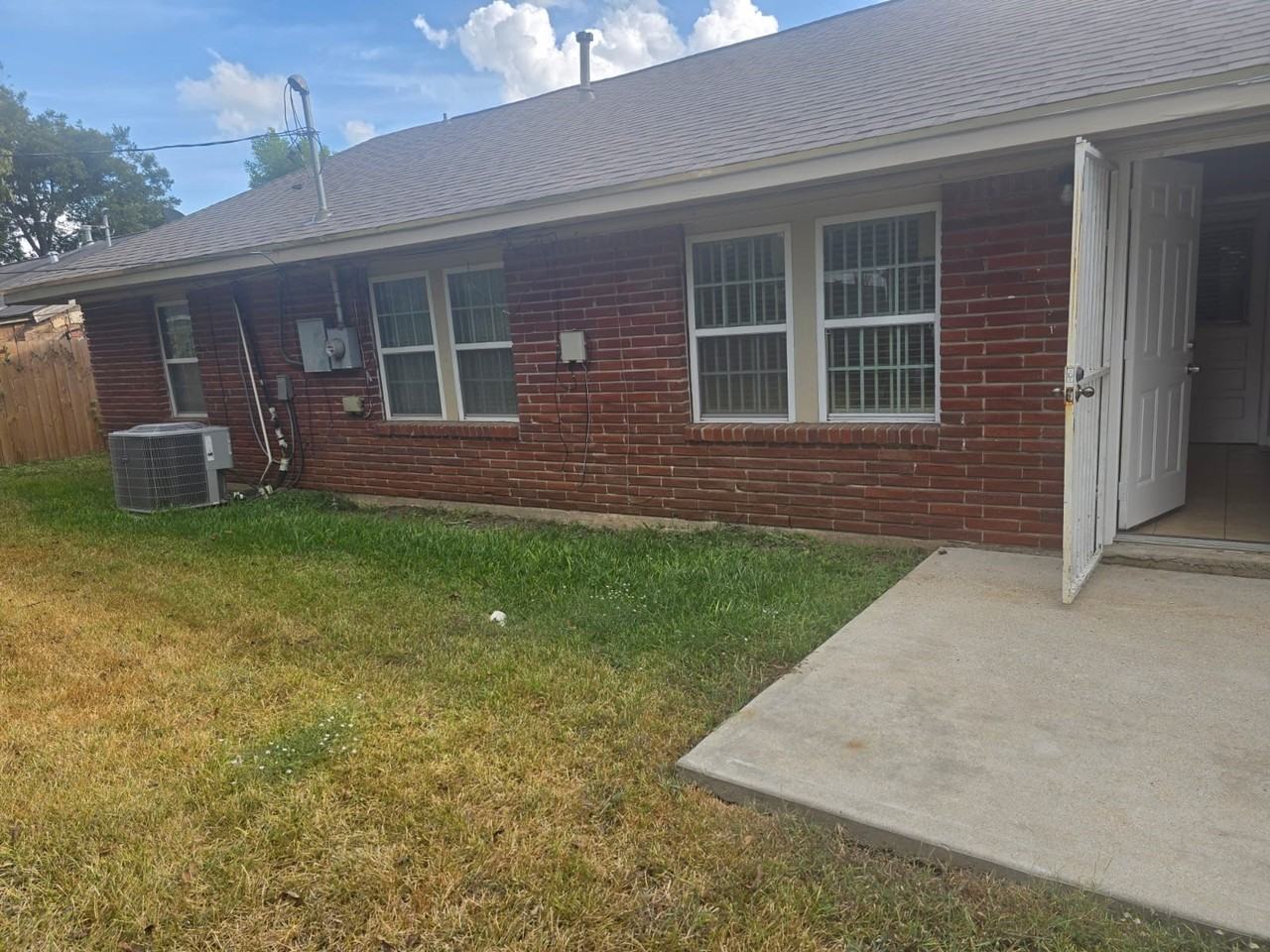 4122 Beran Dr #4122 - Photo 4 of 31