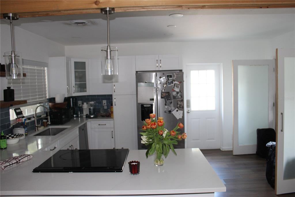 210 North Glen Avenue #210 - Photo 3 of 16
