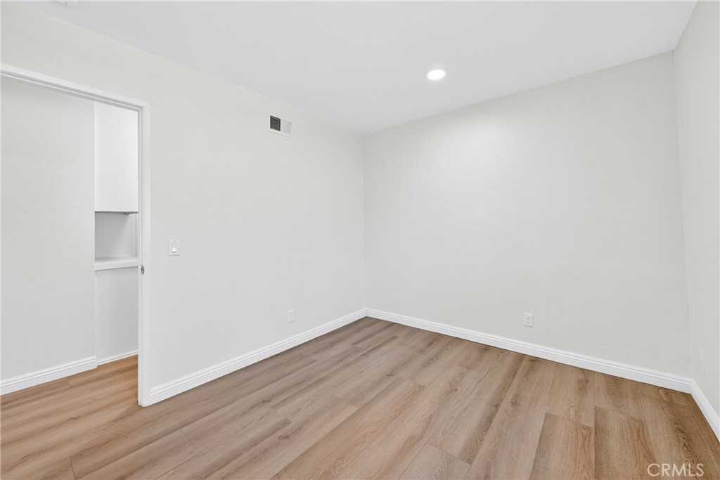 1525 Greencastle Ave #1525 - Photo 2 of 36