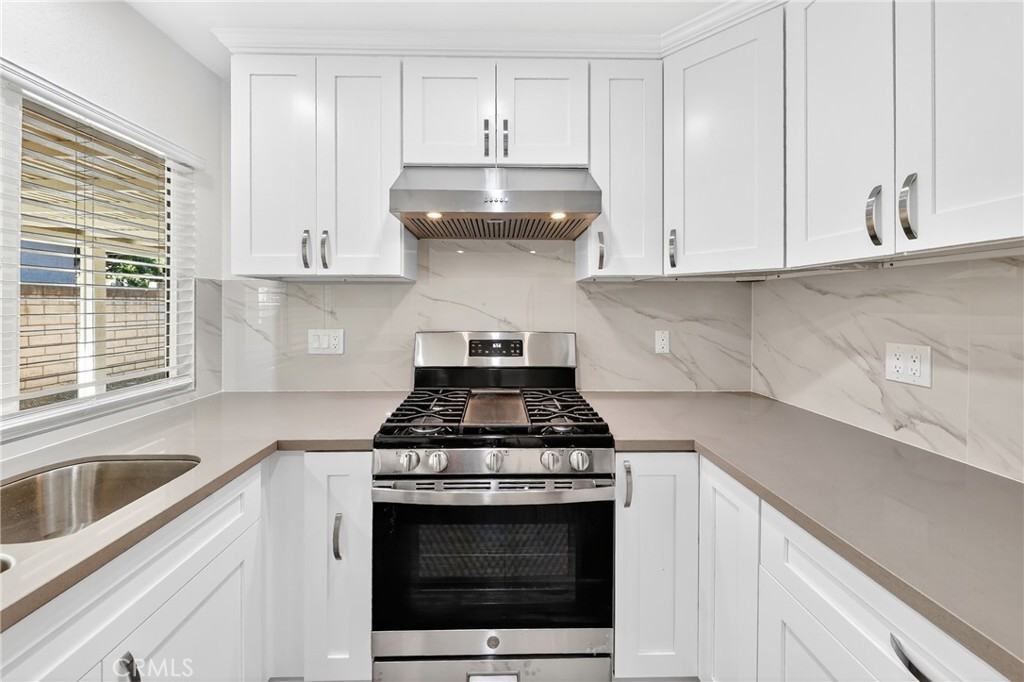 1525 Greencastle Ave #1525 - Photo 4 of 36