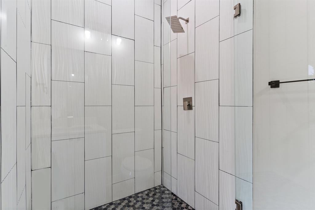 5810 Hudson St #5810-105 - Photo 3 of 33