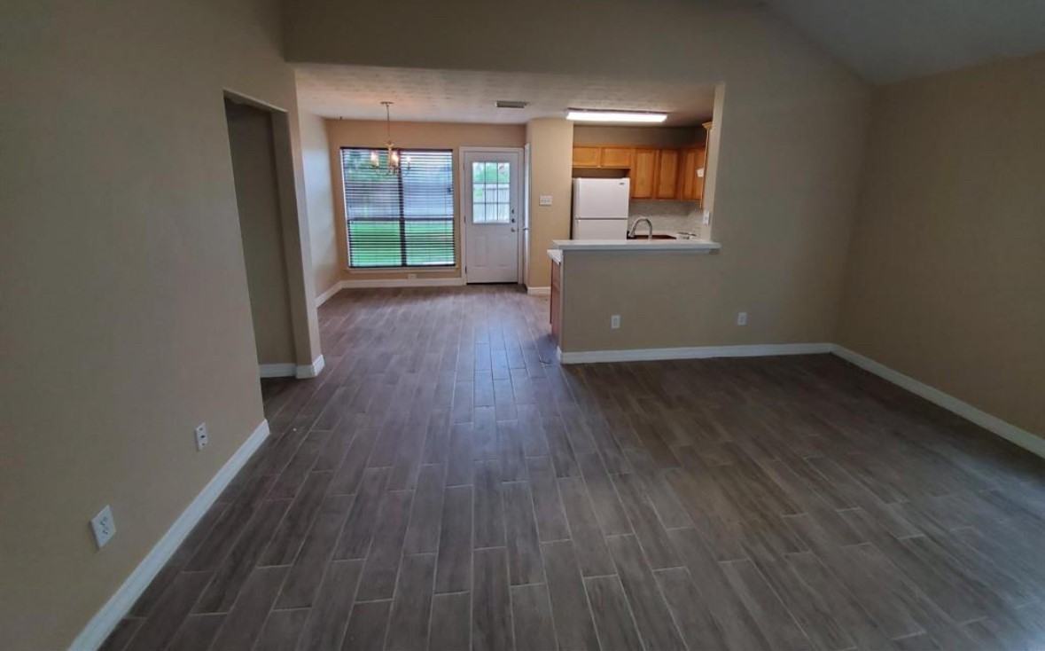 171 Horn Ct #171 - Photo 3 of 21