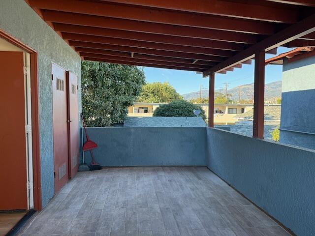 809 Bath St #809-811 - Photo 2 of 13