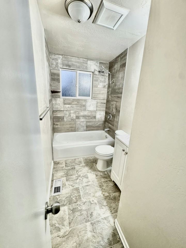 1325 East 5th North - Photo 3 of 13