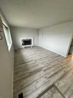 featured image of 228 E Crown Ave