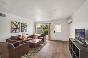 featured image of 3720 S Marine St #3