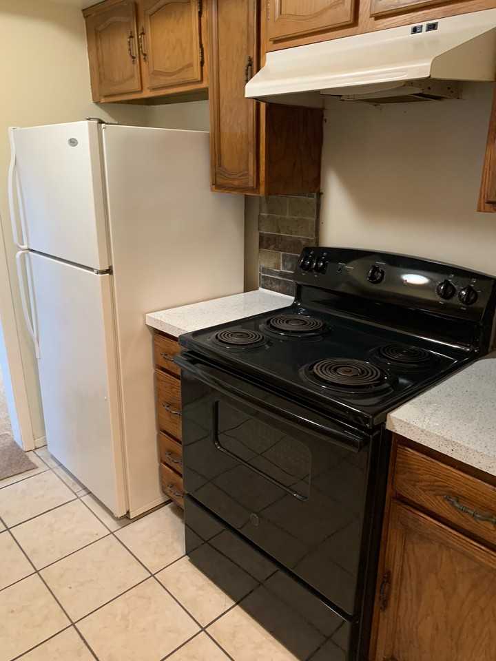 421 San Mateo Dr #NA - Photo 6 of 19