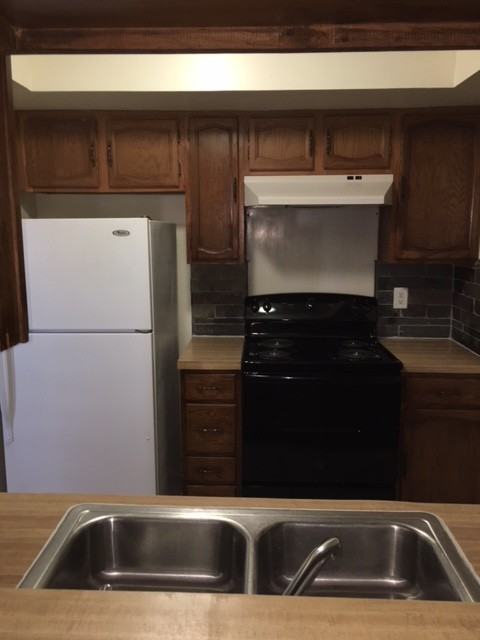 421 San Mateo Dr #NA - Photo 7 of 19