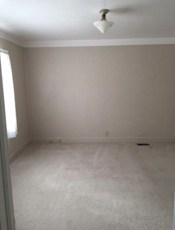 534 5th Street #534 - Photo 3 of 6