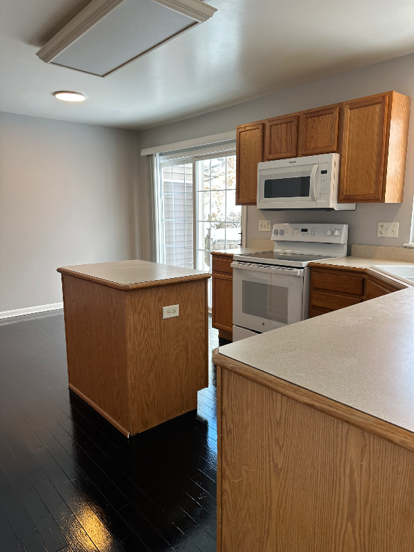 39153 Welsh Ln - Photo 4 of 17