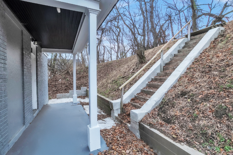 2319 Patterson Avenue - Photo 5 of 45