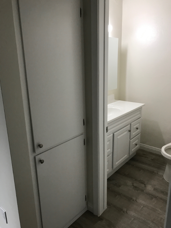 13059 Oxnard St #104 - Photo 7 of 11