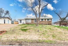 504 Continental Drive - Photo 1 of 1