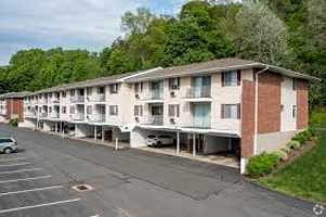 featured image of 271 Main Street