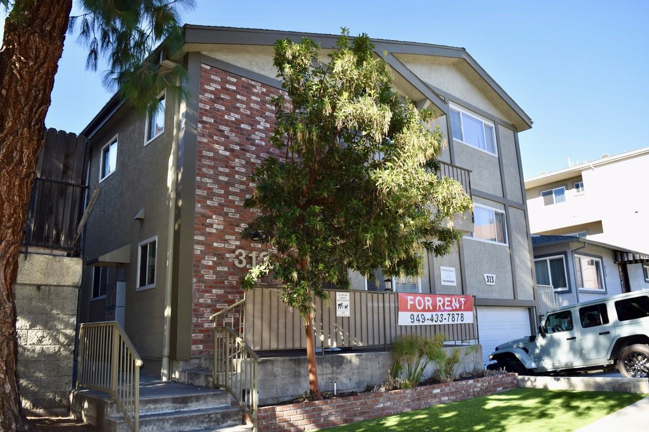 313 East Providencia Avenue - Photo 2 of 20