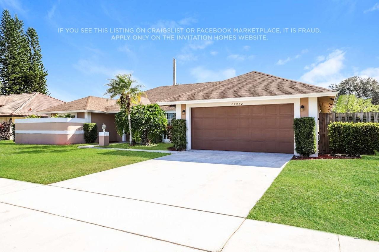 12912 Buckland St - Photo 3 of 17