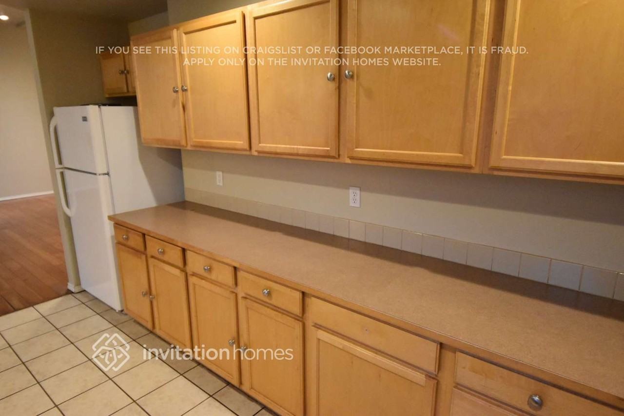 13421 Des Moines Memorial Dr S - Photo 7 of 24