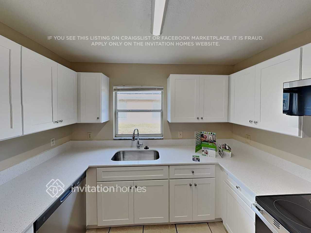 1545 Reade Cir - Photo 7 of 18