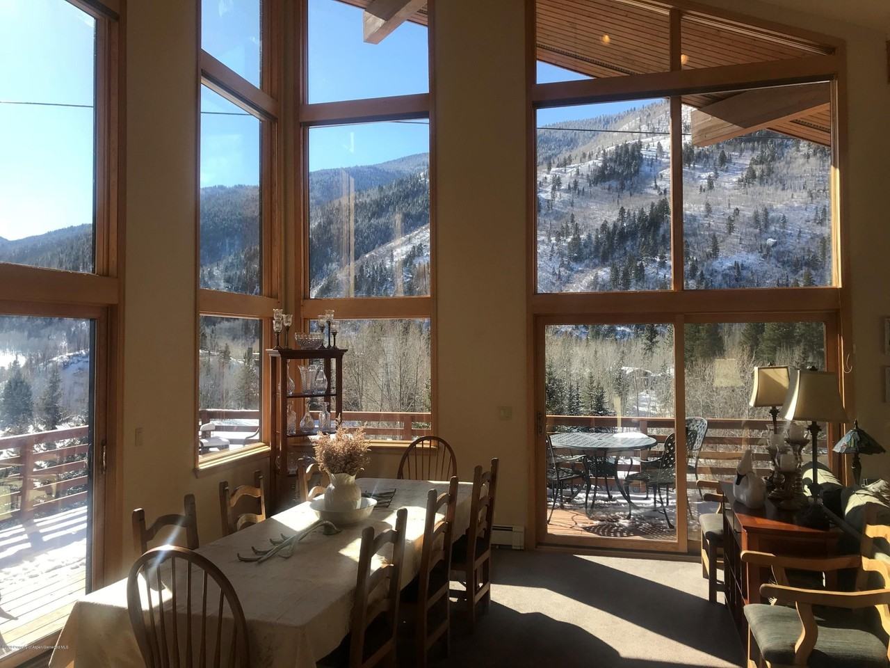 368 E Lupine Dr - Photo 2 of 11