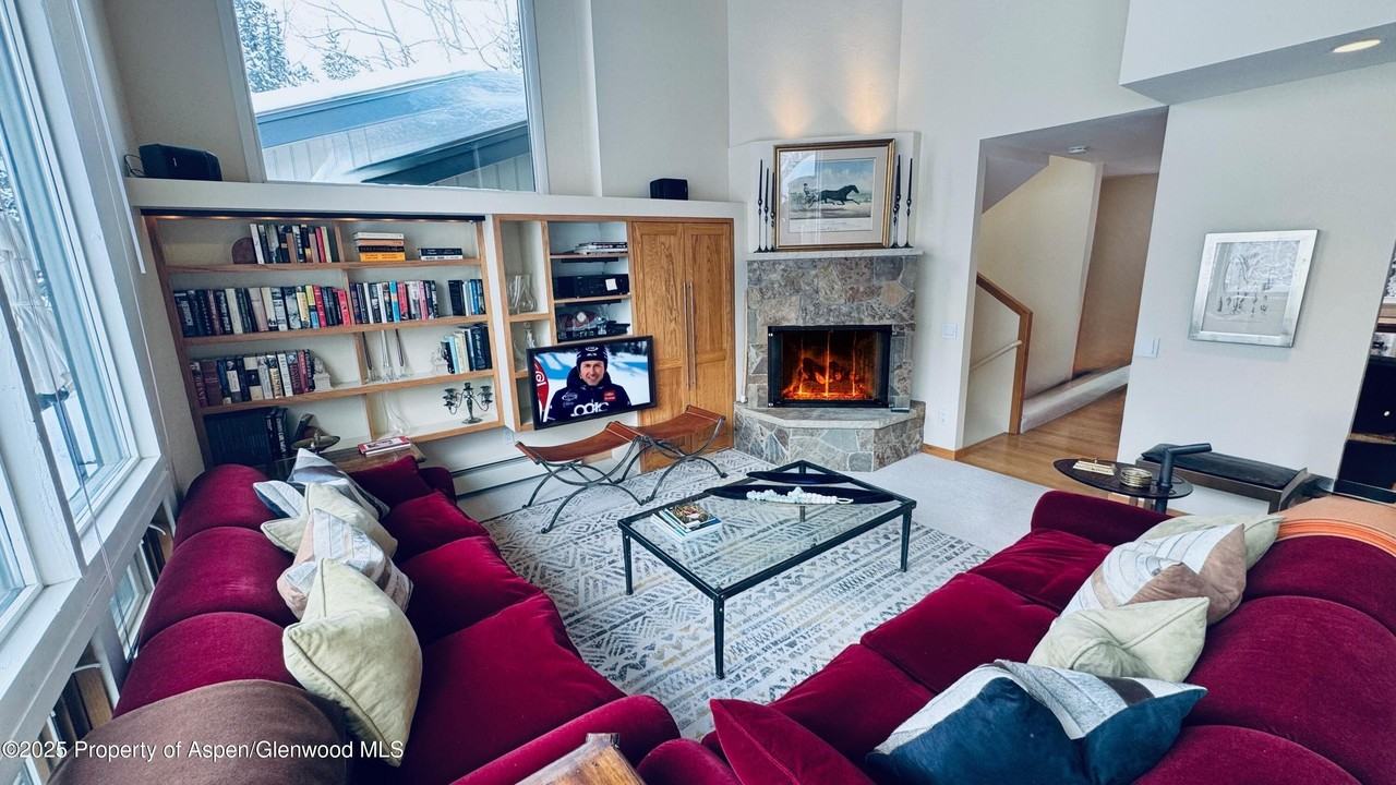 302 Roaring Fork Drive