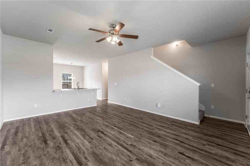 6601 Southwest Chestnut Hill Road - Photo 4 of 23