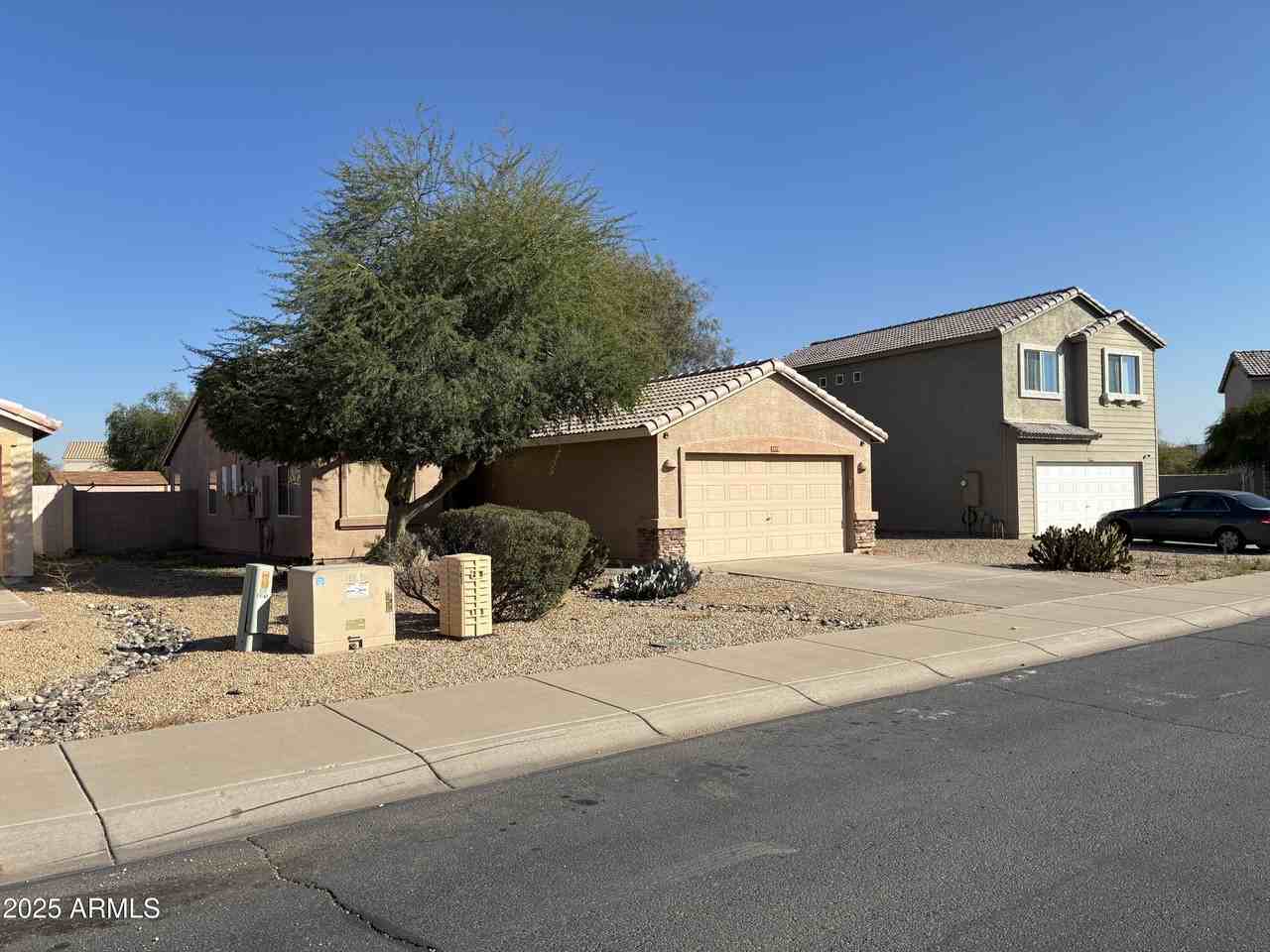 3495 South 162nd Avenue - Photo 3 of 34