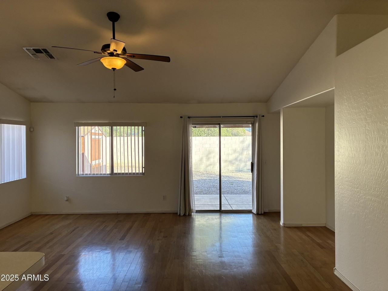 3495 South 162nd Avenue - Photo 6 of 34