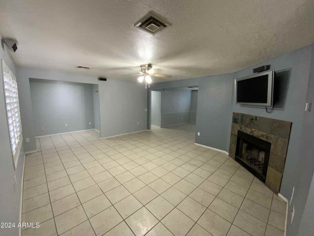 1513 E Mineral Rd - Photo 2 of 39