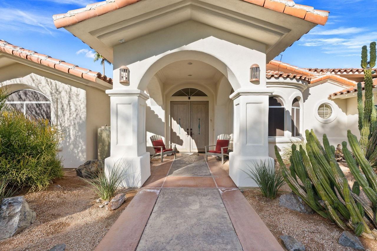 73110 Calliandra St - Photo 5 of 50