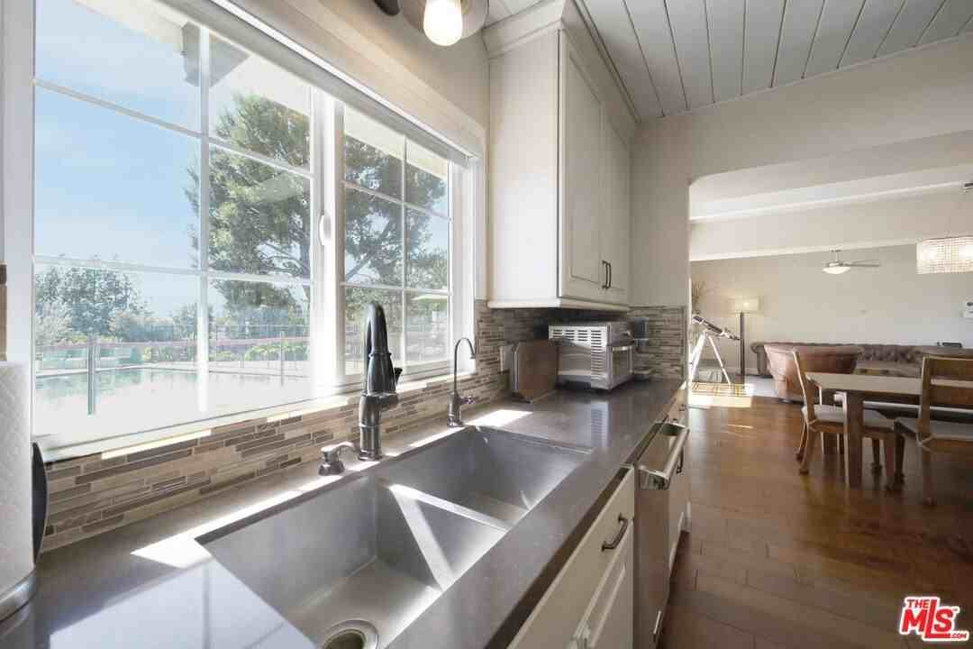 2260 Los Amigos Street - Photo 7 of 31