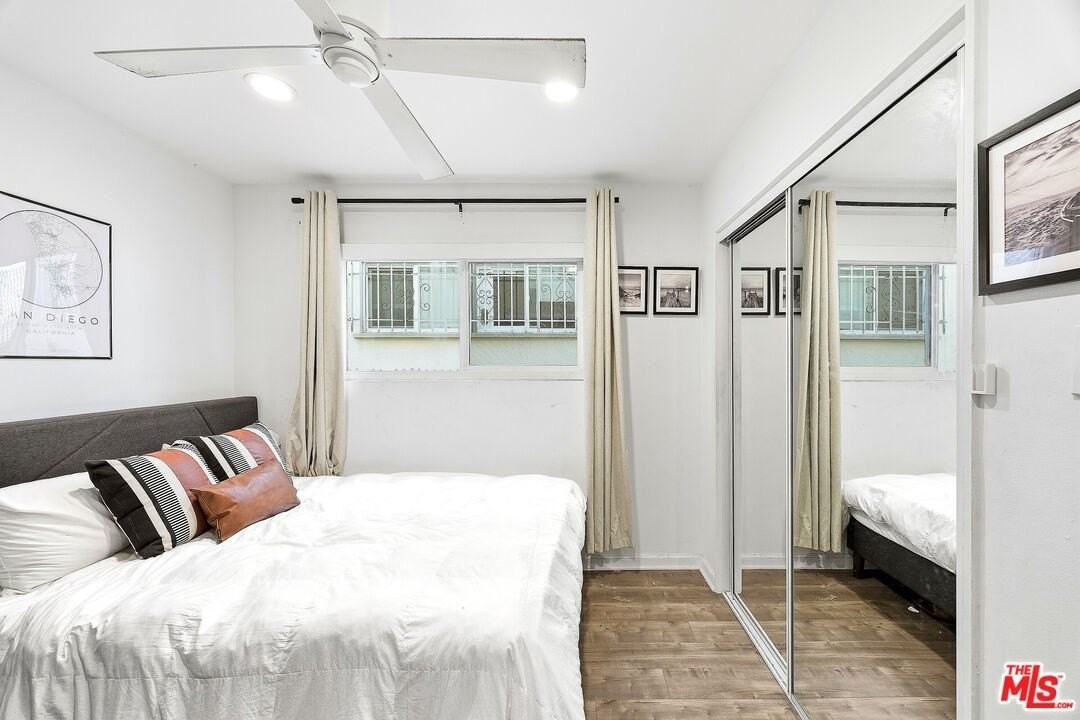 1914 Pacific Avenue - Photo 4 of 31