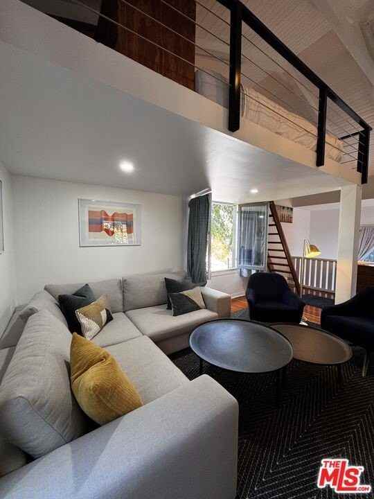 2449 Riverside Place #REAR