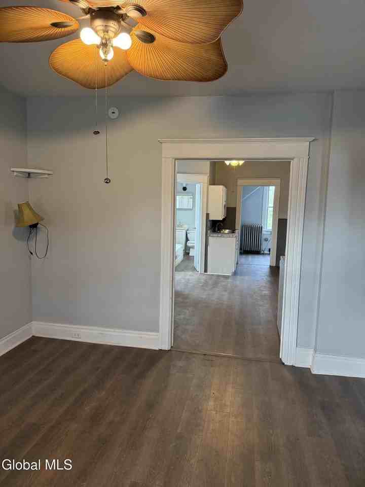 8 Farrell St - Photo 2 of 8